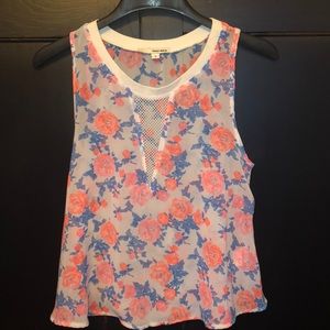 Flowered tank top Size Small